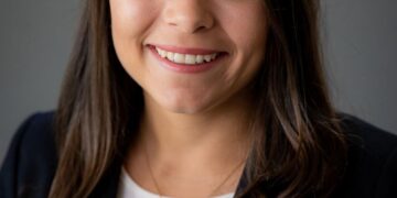 dyanet-alvarez-md-FirstPublisher.org