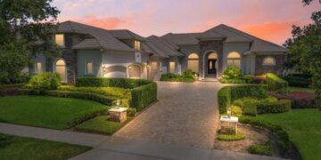 Bent Danholm Enters Into Strategic Advertising Partnership with duPont REGISTRY Elevating Luxury Listings