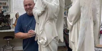 Lakeside Pottery Studio Expands Online Education in Ceramic Art Sculpture, Ceramic Restoration Kintsugi Art