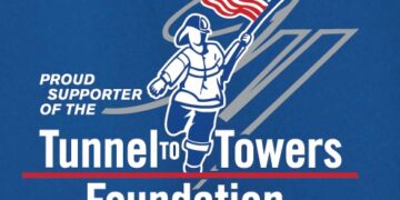 Breaking 50+ runners from 20+ states relay custom 911 flag 485 miles from Shanksville through DC to Ground Zero for memorial remembrance run - FirstPublisher.org