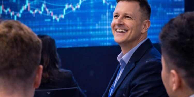 David Whitcombe, Senior Analyst at LINK FOREX, Emphasizes Commitment to Transparent Stock Analysis and Verifiable Trading - FirstPublisher.org