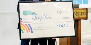 Rutgers Robert Wood Johnson Medical School Student Wins Global Student Entrepreneur Awards in New Jersey Finals - FirstPublisher.org