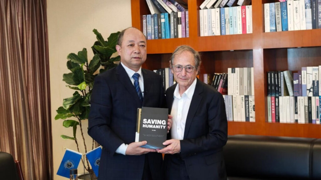 Technology and the Future of Humanity Hu Jiaqi in Dialogue with Nobel Laureate Michael Levitt