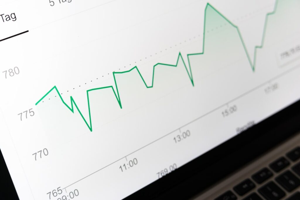 Trade Right, on the Right Platform — Tebbit Redefines Your Investment Experience