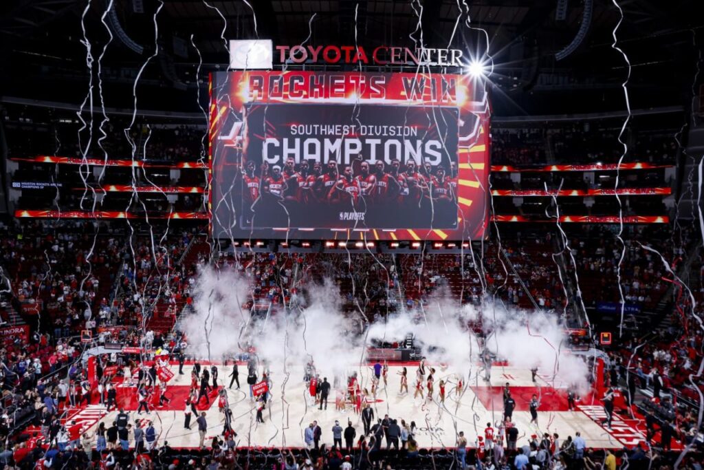 WeTrade and Houston Rockets Lift Off with Multi-Year Global Partnership